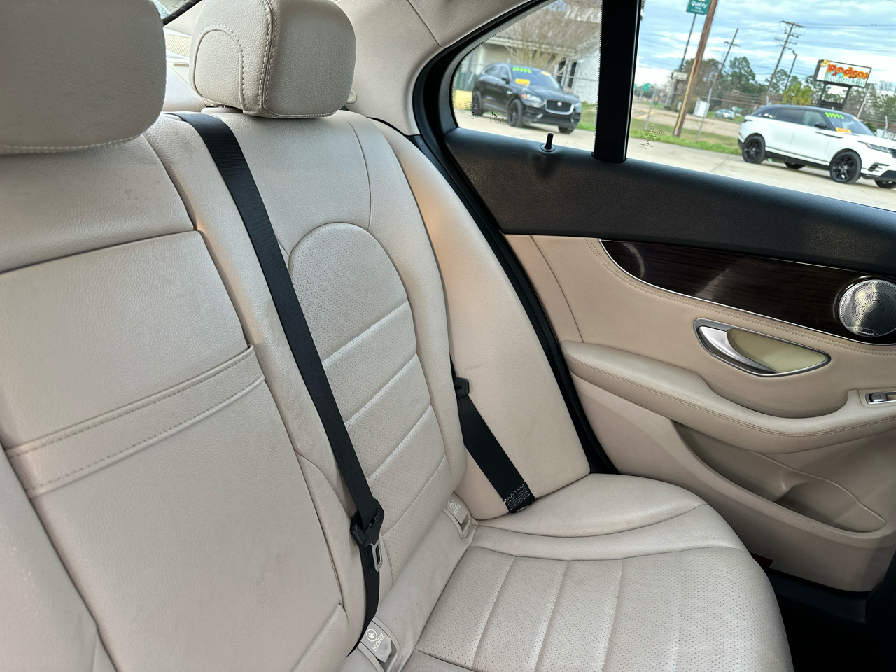 Mercedes-Benz C-Class 4dr Sdn C 300 4MATIC 2015