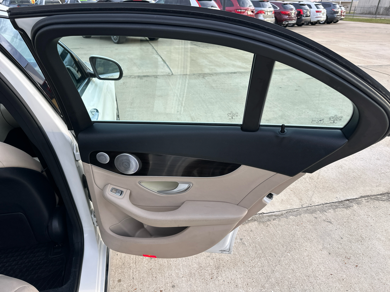 Mercedes-Benz C-Class 4dr Sdn C 300 4MATIC 2015