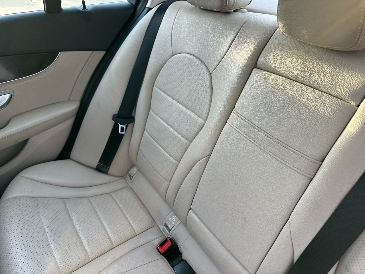 Mercedes-Benz C-Class 4dr Sdn C 300 4MATIC 2015