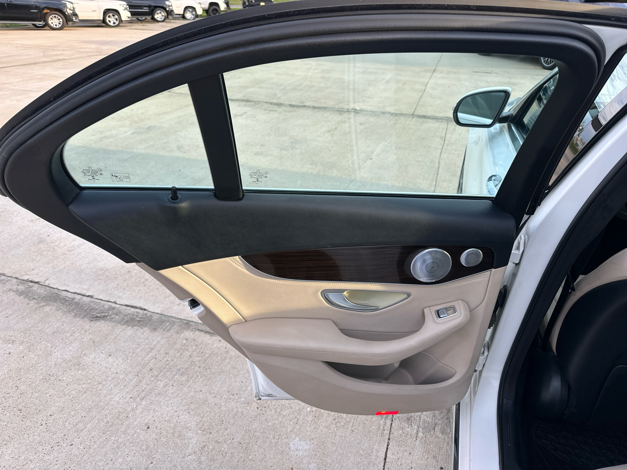 Mercedes-Benz C-Class 4dr Sdn C 300 4MATIC 2015