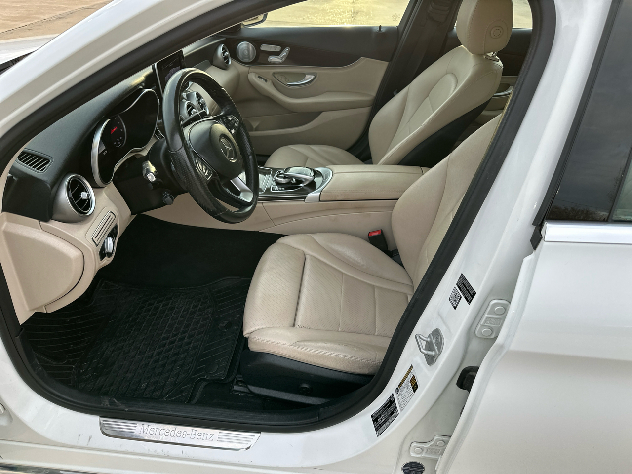 Mercedes-Benz C-Class 4dr Sdn C 300 4MATIC 2015