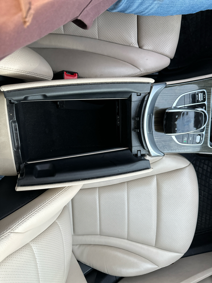 Mercedes-Benz C-Class 4dr Sdn C 300 4MATIC 2015