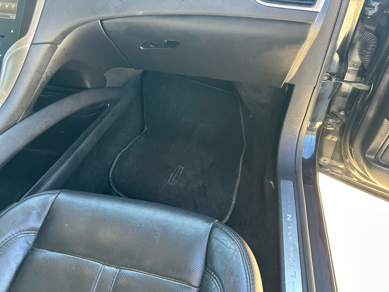 Lincoln MKZ 4dr Sdn FWD 2014