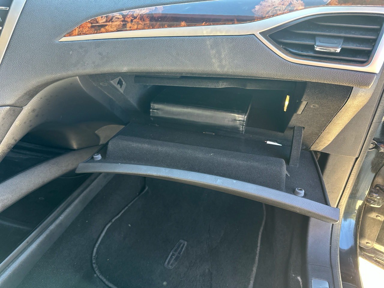 Lincoln MKZ 4dr Sdn FWD 2014