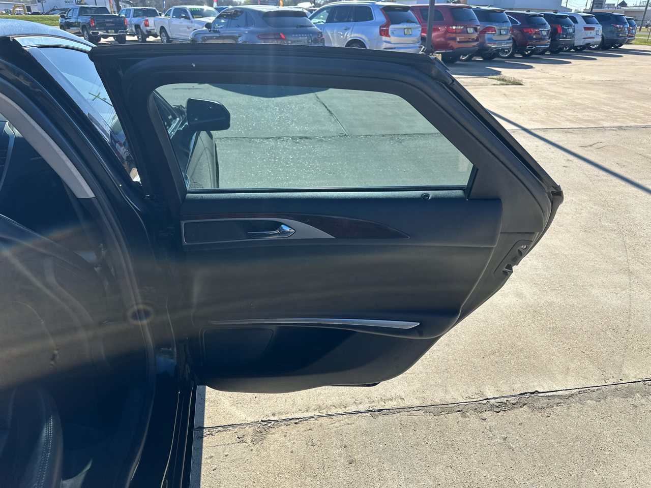 Lincoln MKZ 4dr Sdn FWD 2014