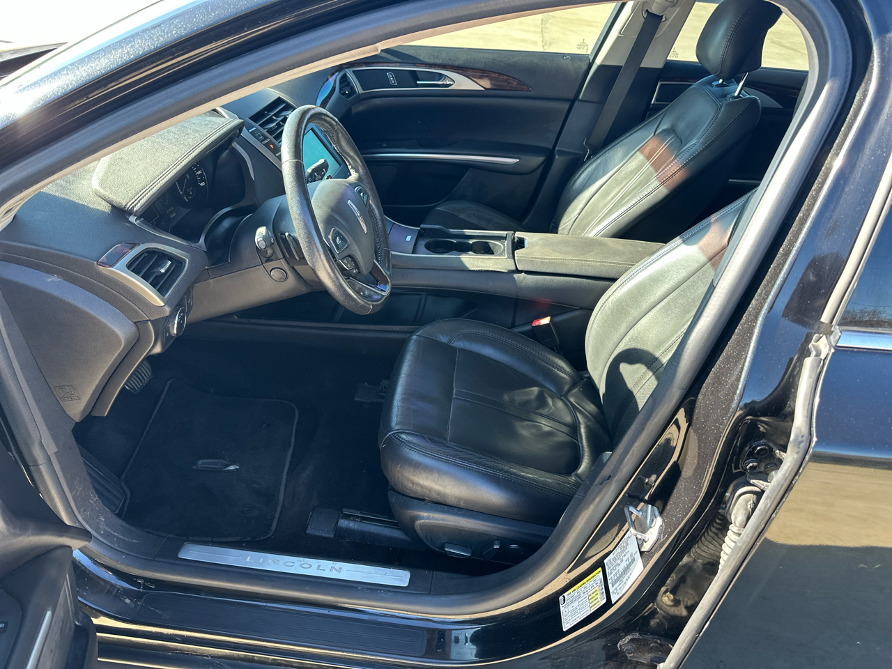 Lincoln MKZ 4dr Sdn FWD 2014