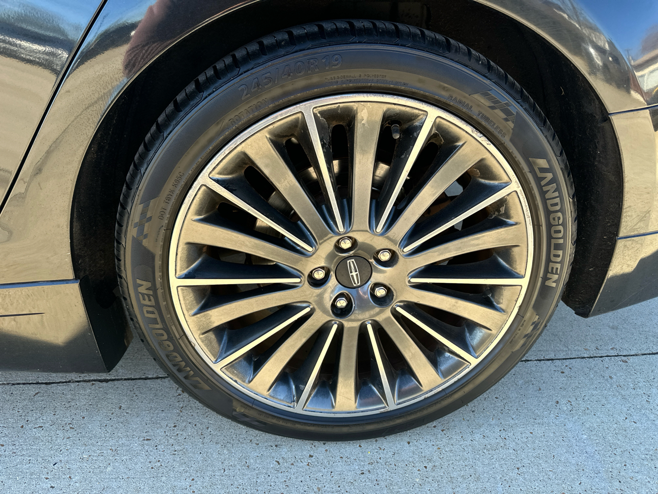 Lincoln MKZ 4dr Sdn FWD 2014