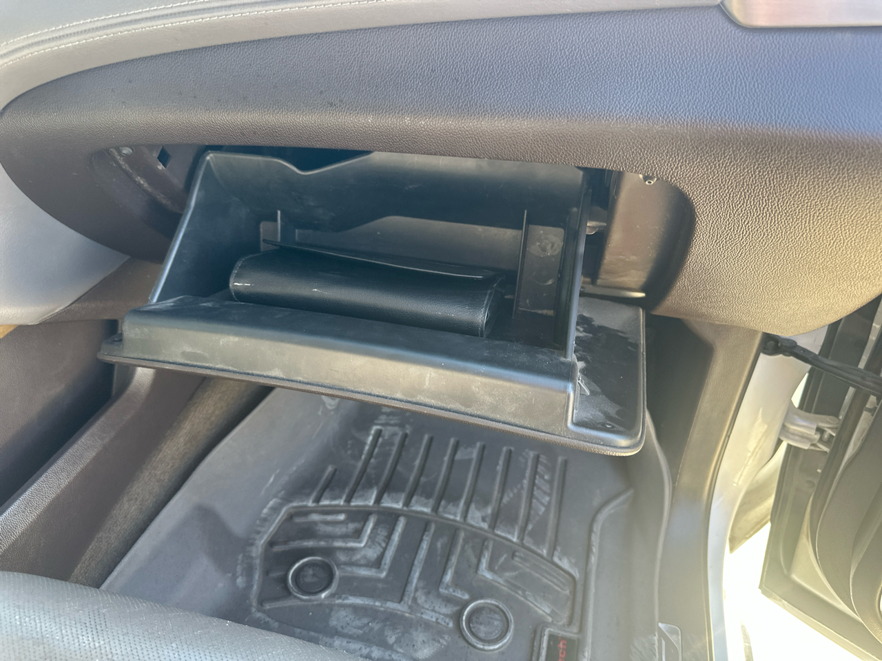 GMC Yukon XL 4WD 4dr Denali 2017