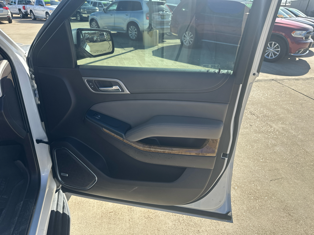 GMC Yukon XL 4WD 4dr Denali 2017