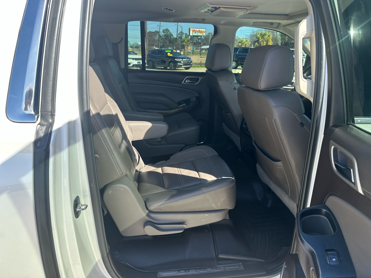 GMC Yukon XL 4WD 4dr Denali 2017