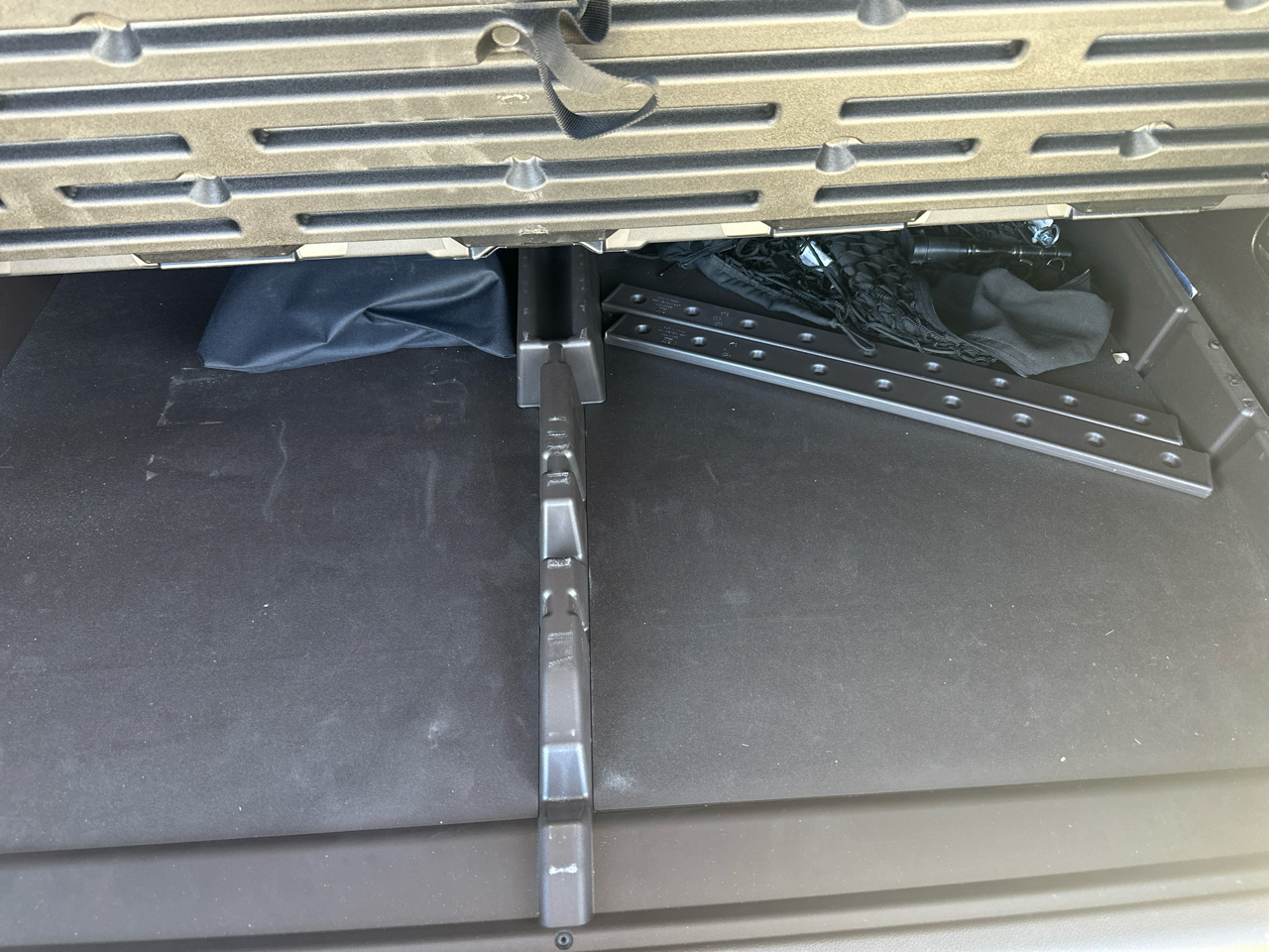 GMC Yukon XL 4WD 4dr Denali 2017