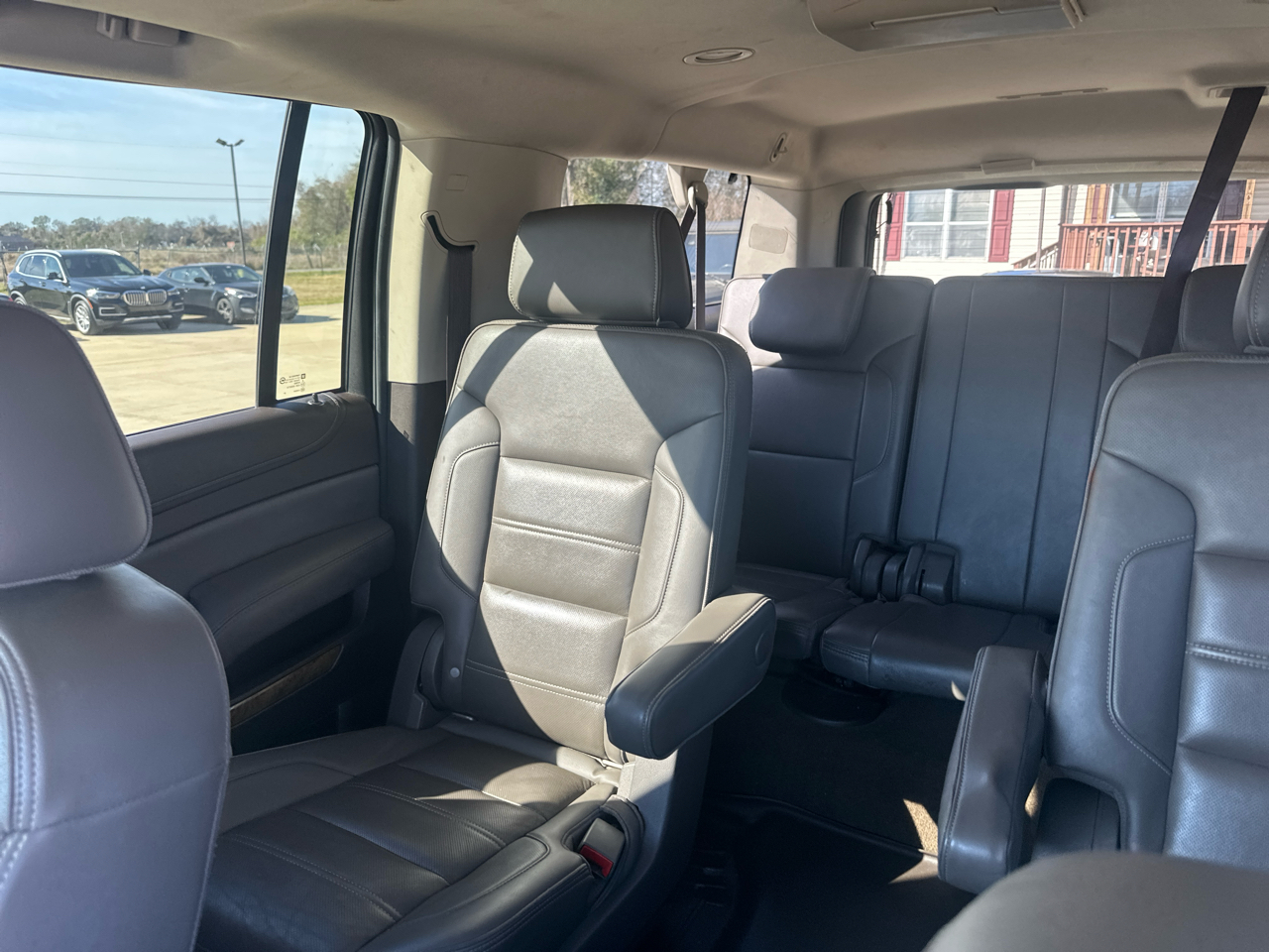 GMC Yukon XL 4WD 4dr Denali 2017