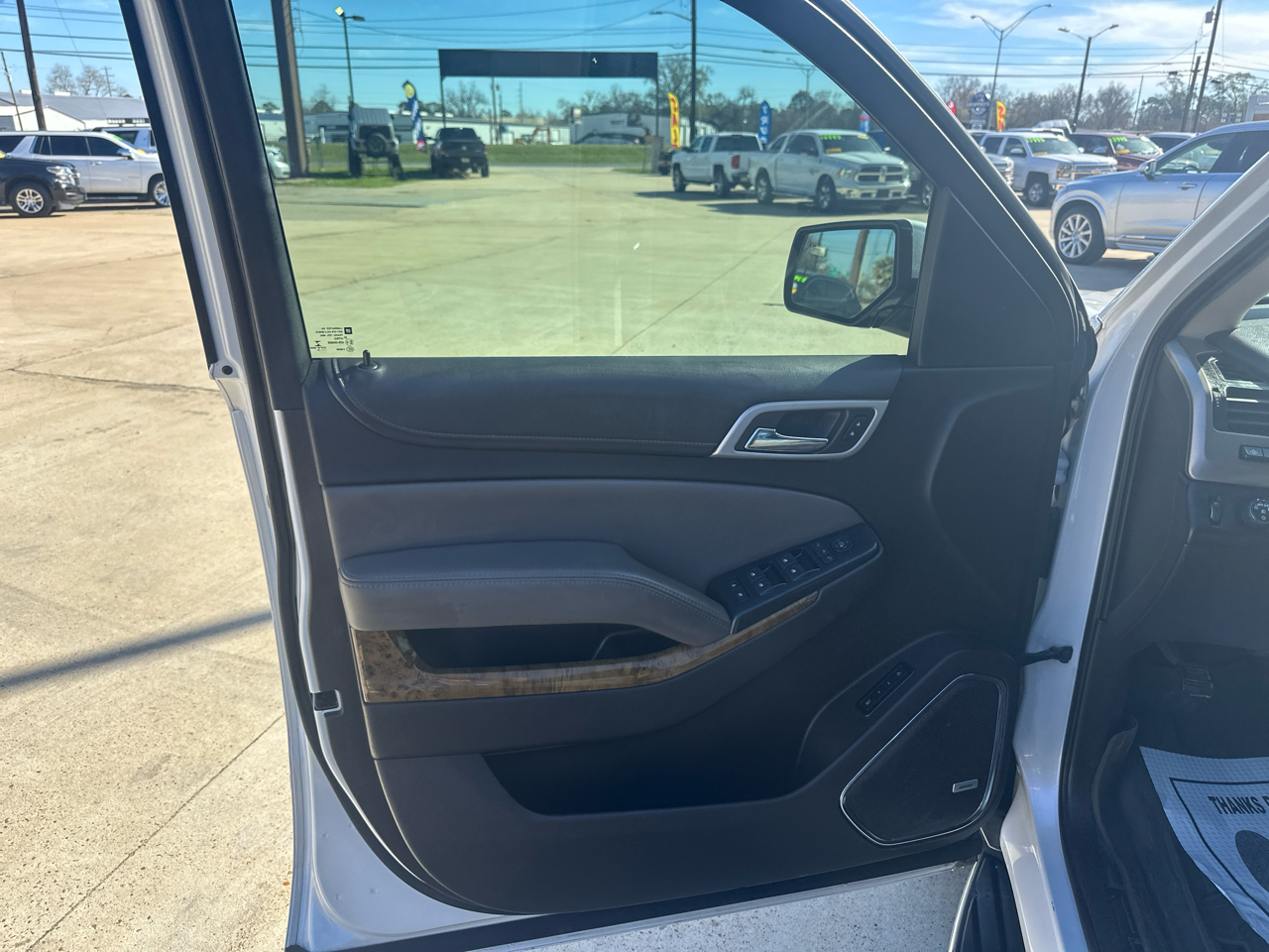 GMC Yukon XL 4WD 4dr Denali 2017