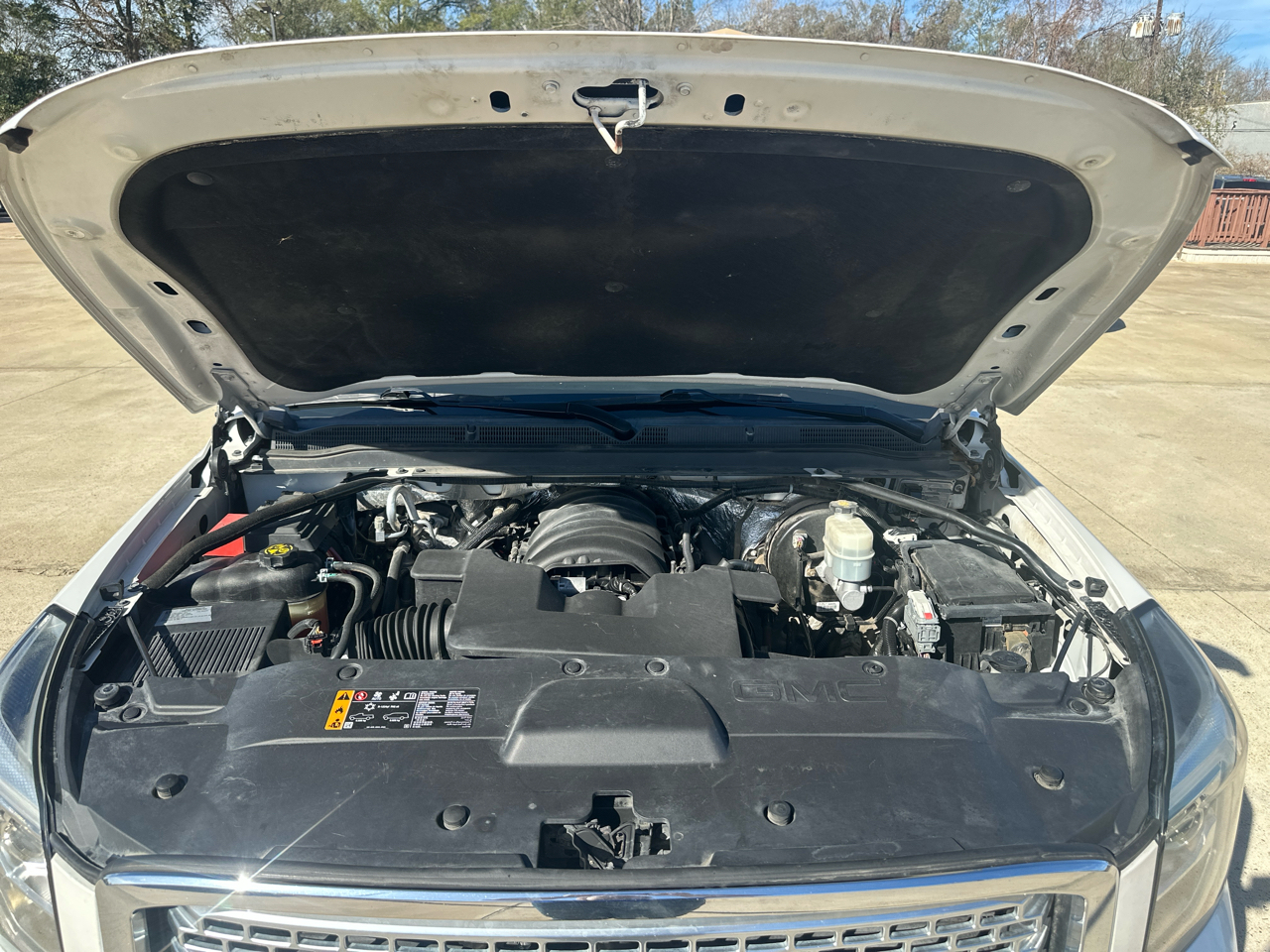 GMC Yukon XL 4WD 4dr Denali 2017