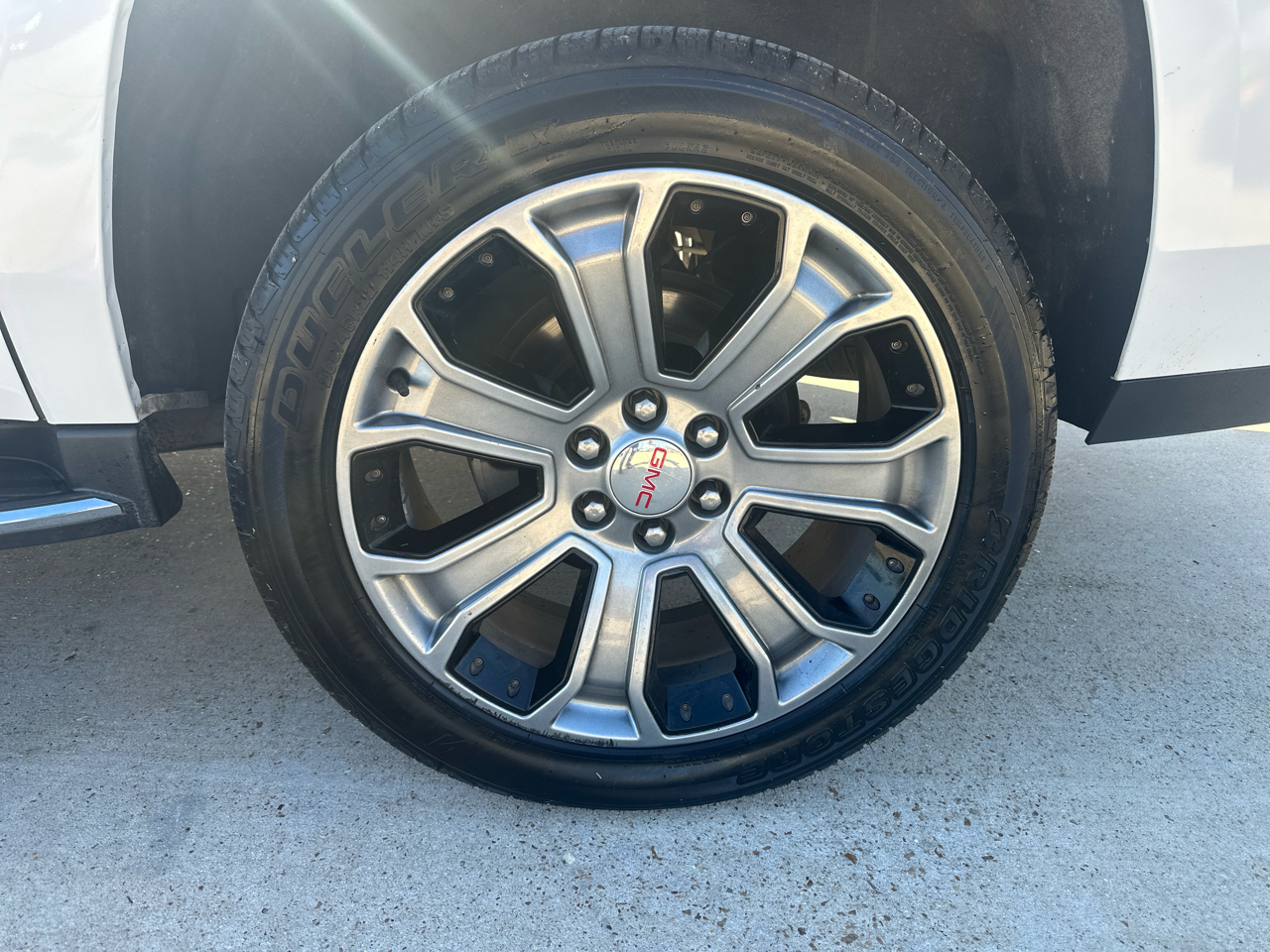 GMC Yukon XL 4WD 4dr Denali 2017