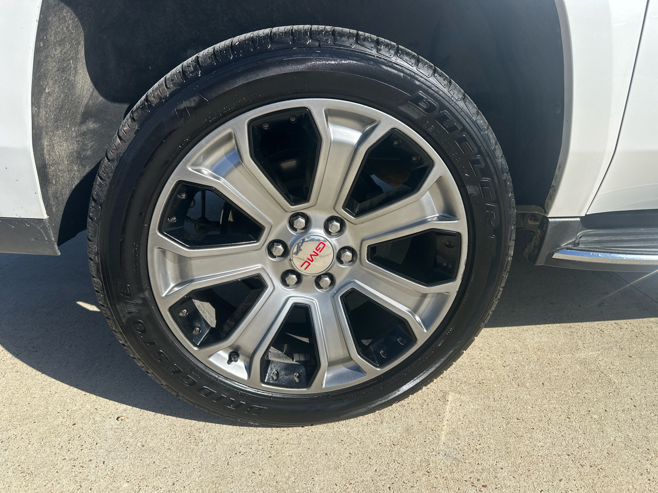 GMC Yukon XL 4WD 4dr Denali 2017