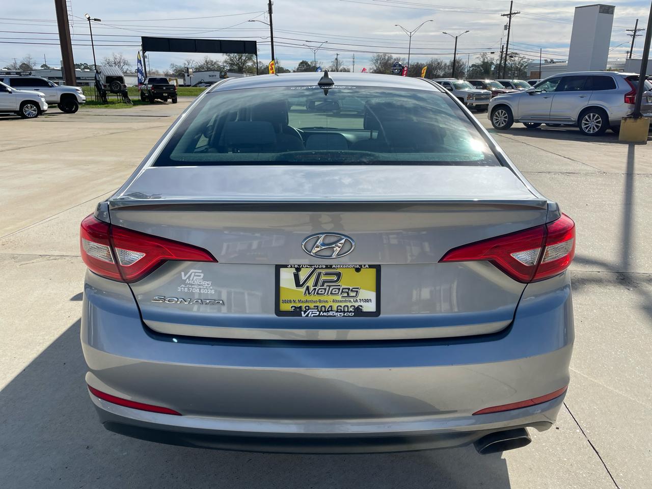 Hyundai Sonata 4dr Sdn 2.4L SE 2016