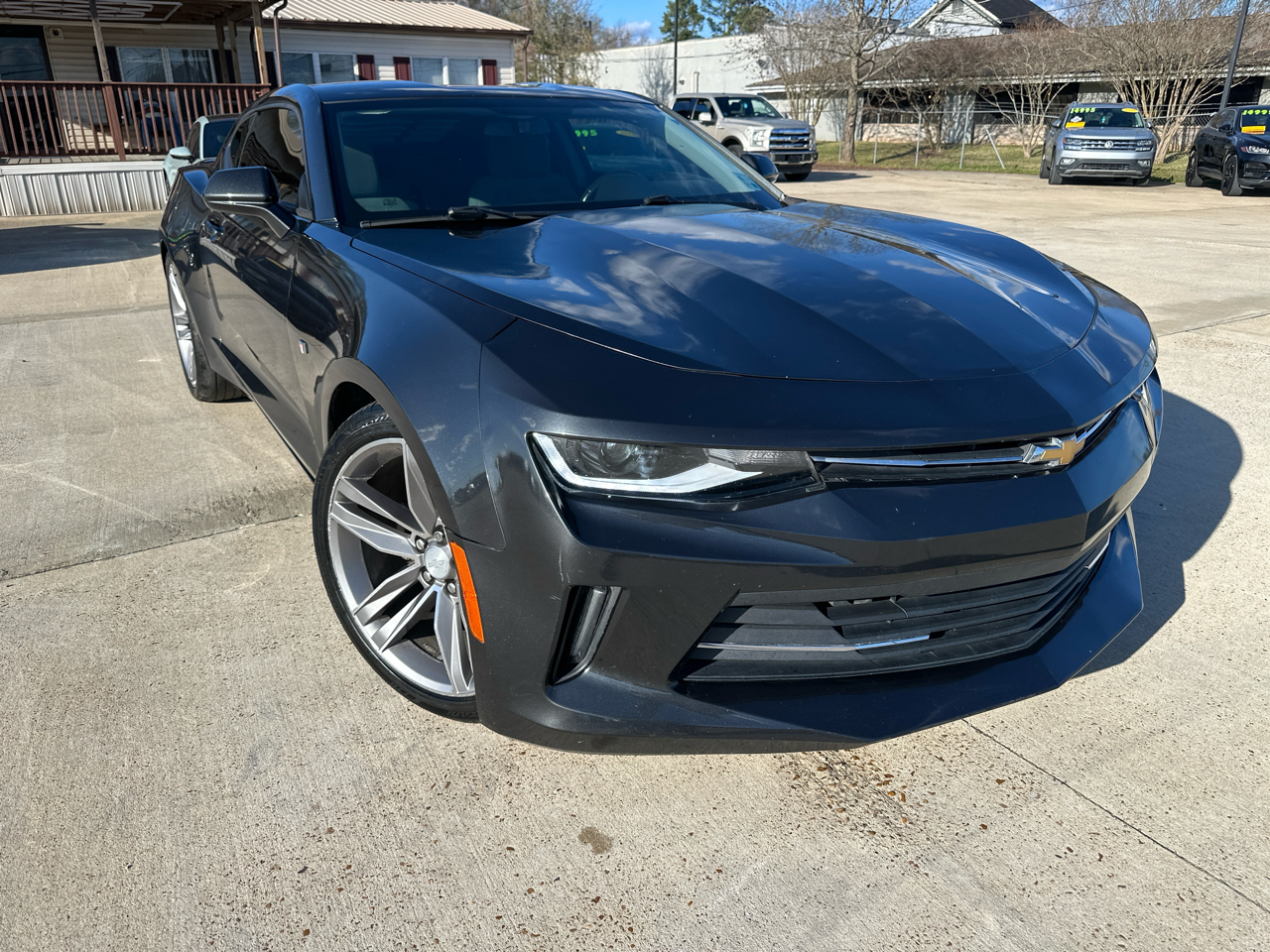 Chevrolet Camaro 2dr Cpe 1LT 2018
