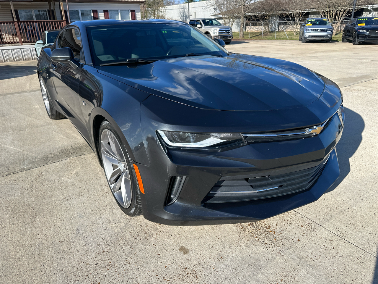 Chevrolet Camaro 2dr Cpe 1LT 2018