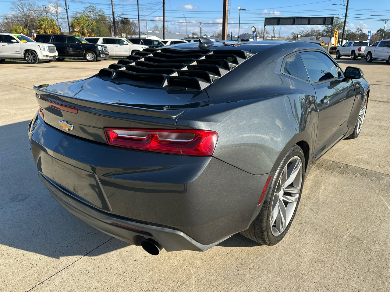Chevrolet Camaro 2dr Cpe 1LT 2018