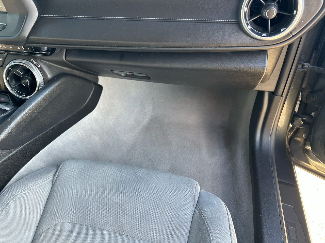 Chevrolet Camaro 2dr Cpe 1LT 2018