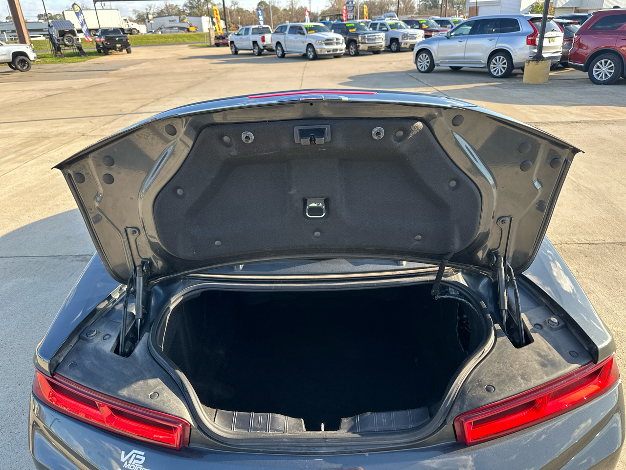 Chevrolet Camaro 2dr Cpe 1LT 2018