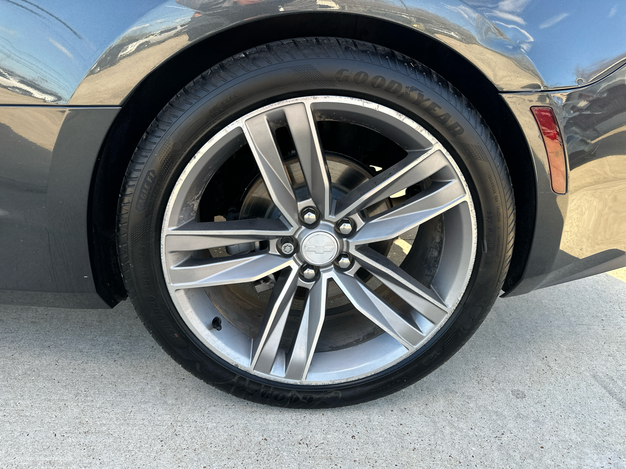 Chevrolet Camaro 2dr Cpe 1LT 2018