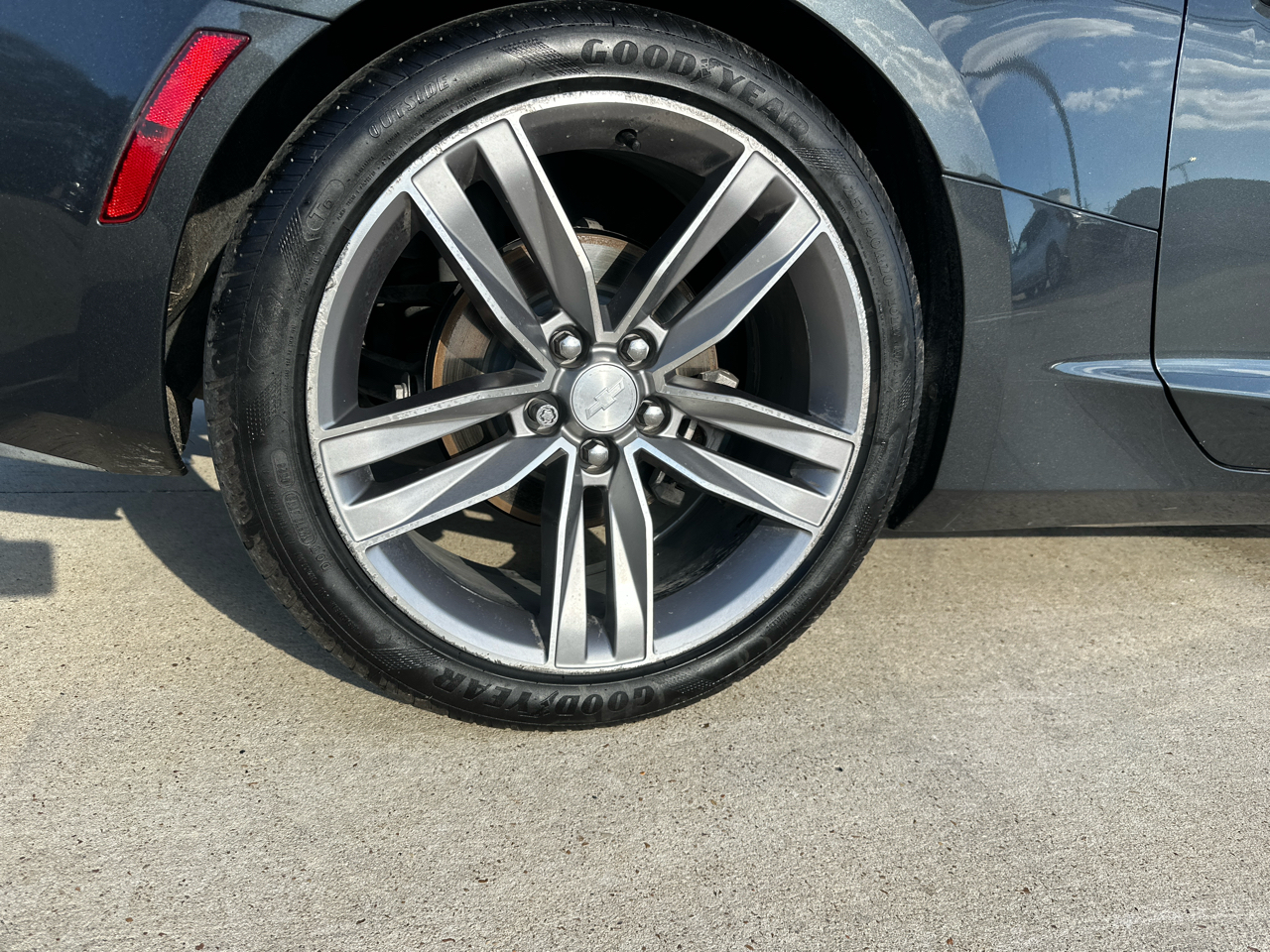 Chevrolet Camaro 2dr Cpe 1LT 2018