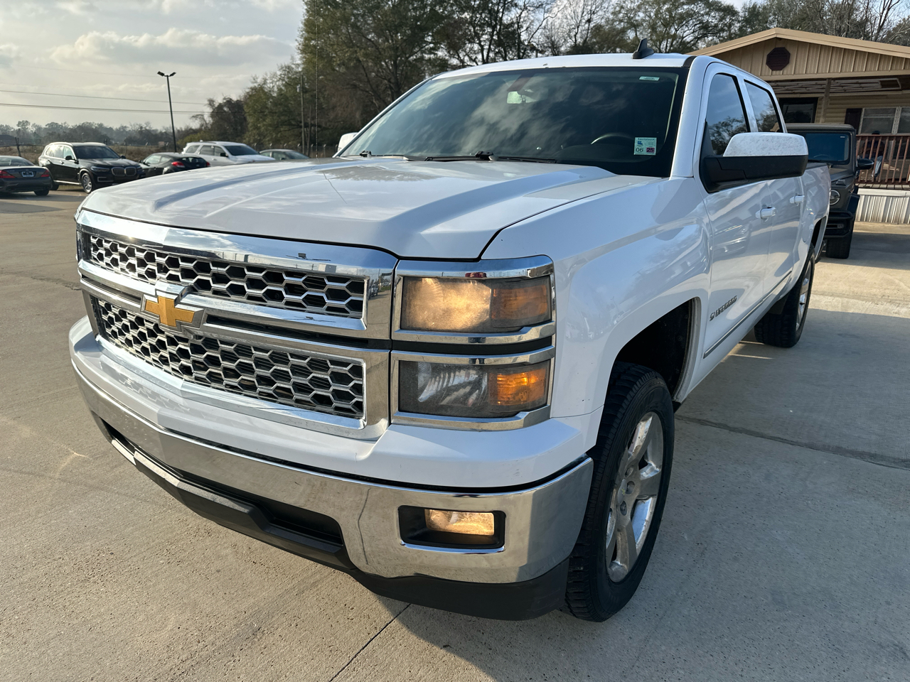 Chevrolet Silverado 1500 2WD Crew Cab 143.5" LT w/1LT 2015