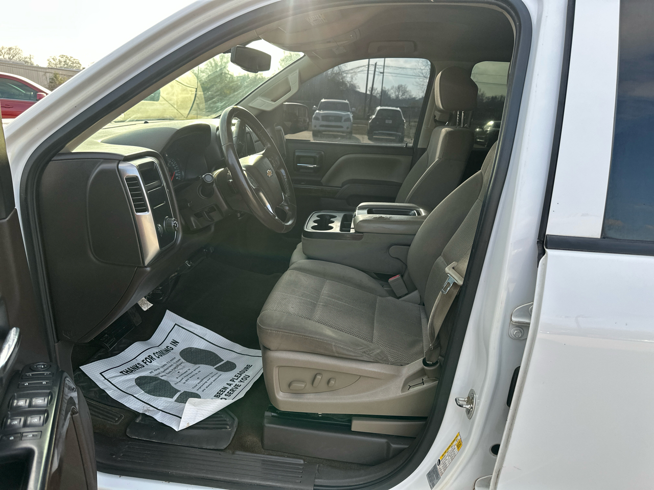 Chevrolet Silverado 1500 2WD Crew Cab 143.5" LT w/1LT 2015