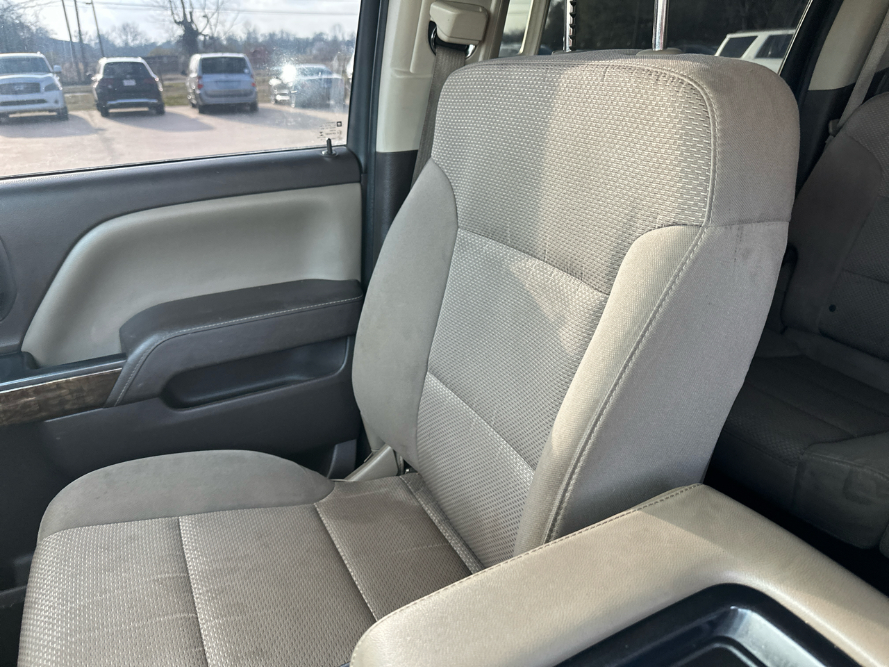 Chevrolet Silverado 1500 2WD Crew Cab 143.5" LT w/1LT 2015