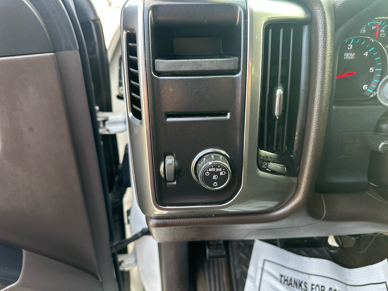 Chevrolet Silverado 1500 2WD Crew Cab 143.5" LT w/1LT 2015