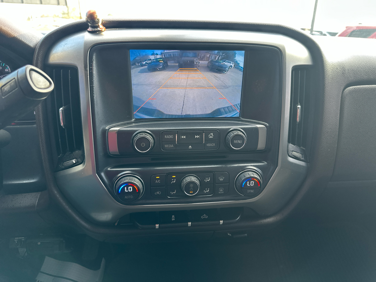 Chevrolet Silverado 1500 2WD Crew Cab 143.5" LT w/1LT 2015