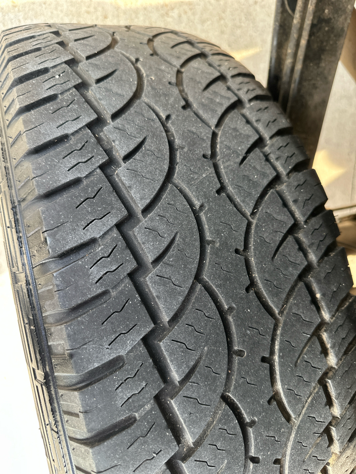 Chevrolet Silverado 1500 2WD Crew Cab 143.5" LT w/1LT 2015