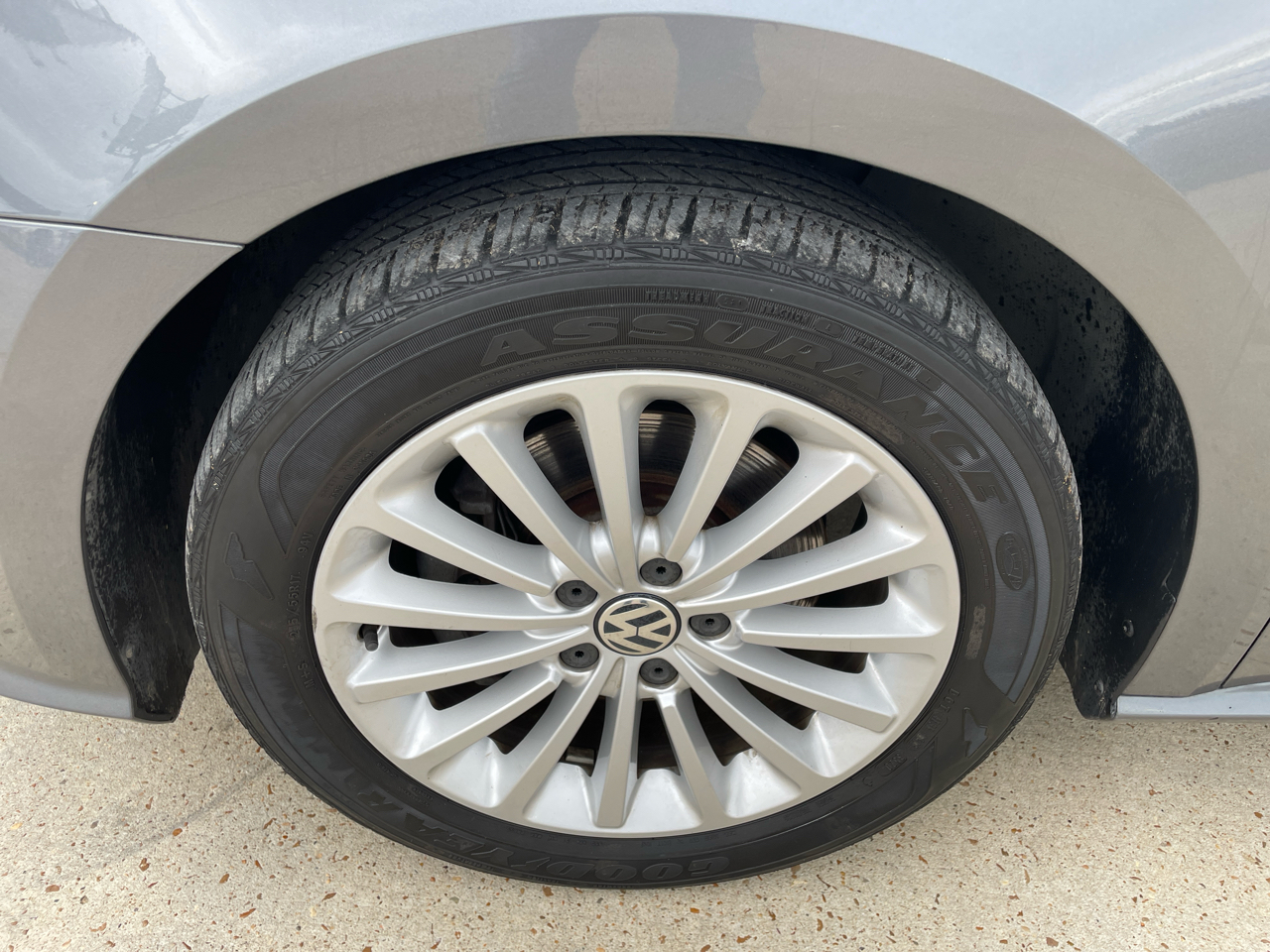 Volkswagen Passat 4dr Sdn 1.8T Auto SE PZEV 2016