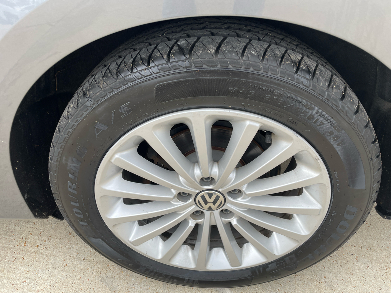 Volkswagen Passat 4dr Sdn 1.8T Auto SE PZEV 2016