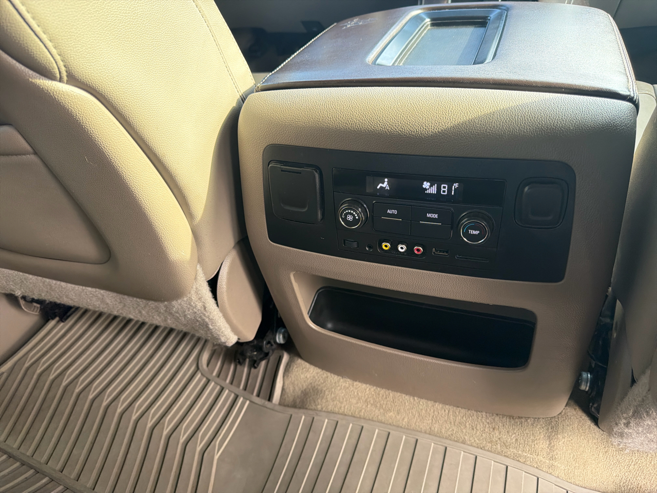 Chevrolet Tahoe 2WD 4dr LT 2015