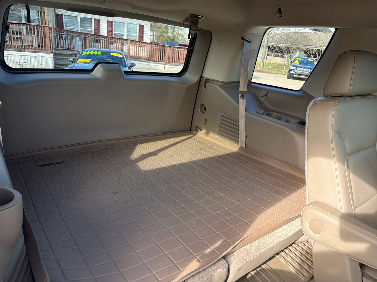 Chevrolet Tahoe 2WD 4dr LT 2015