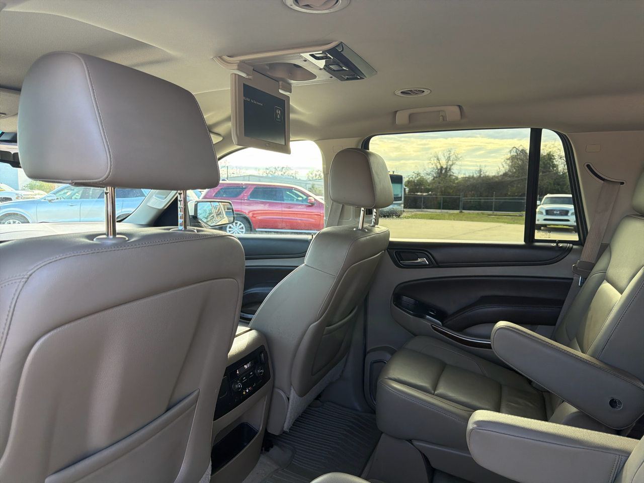 Chevrolet Tahoe 2WD 4dr LT 2015