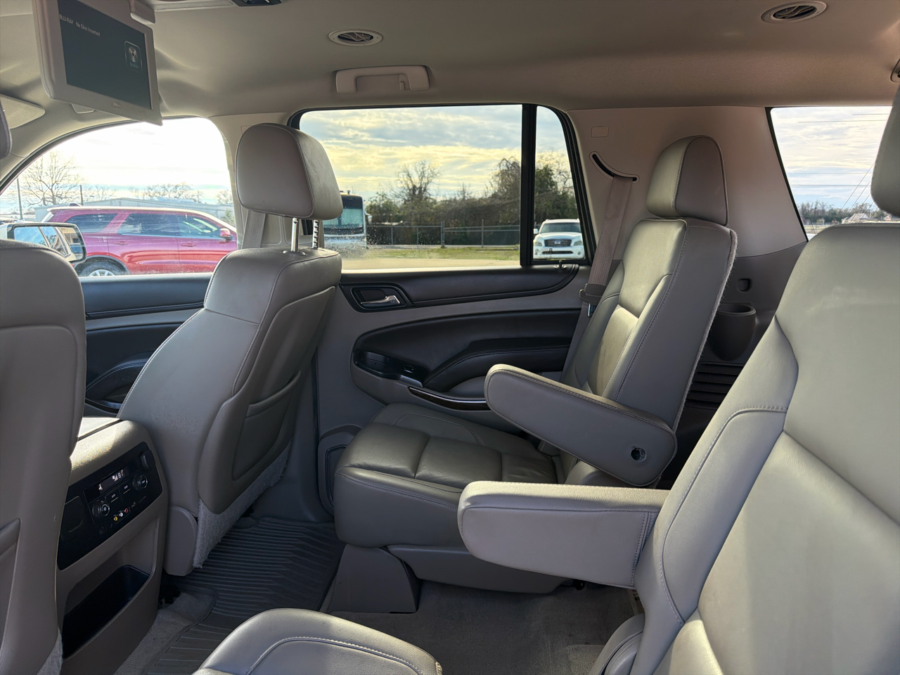 Chevrolet Tahoe 2WD 4dr LT 2015