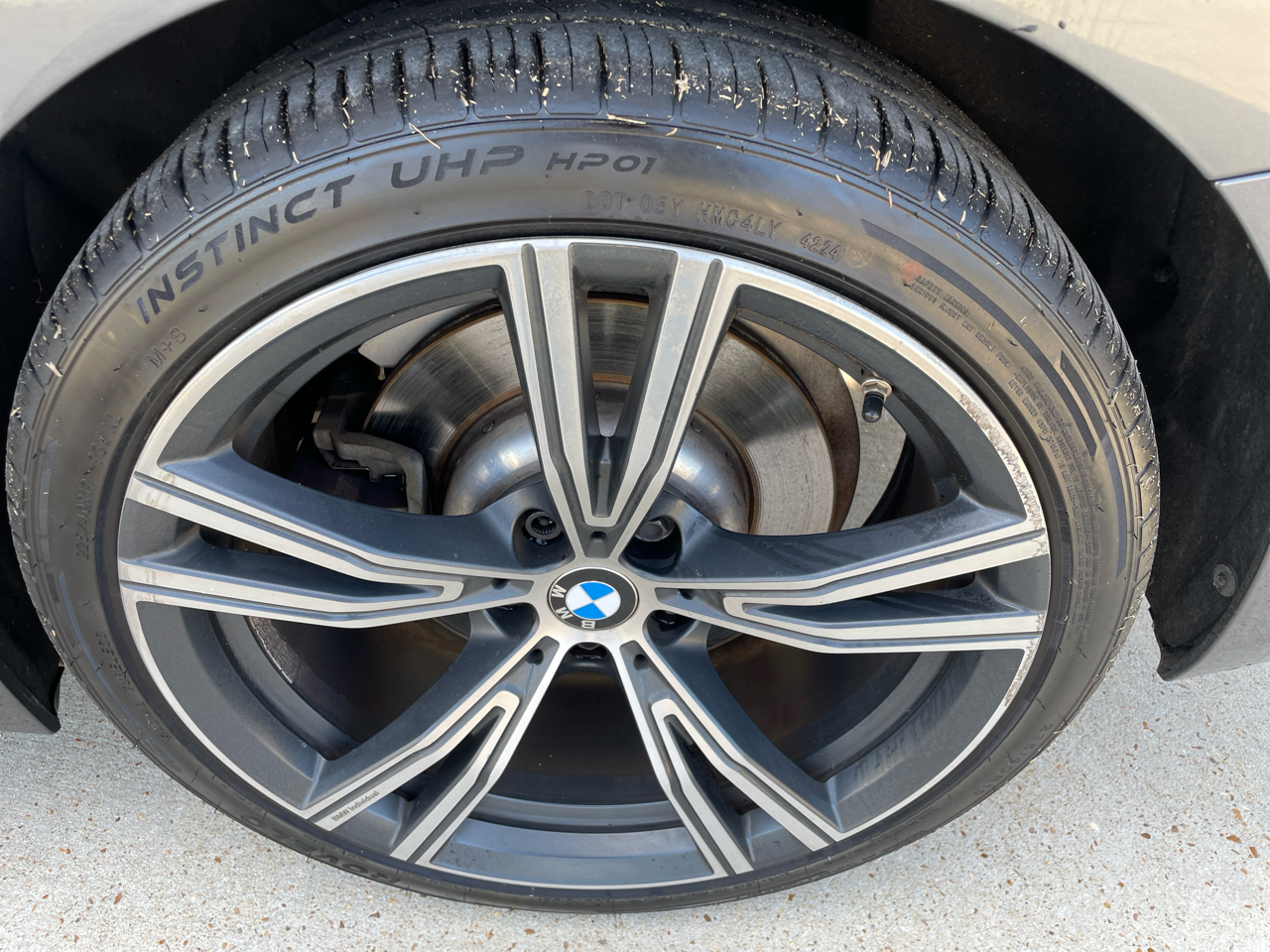 BMW 3 Series 330i Sedan North America 2019