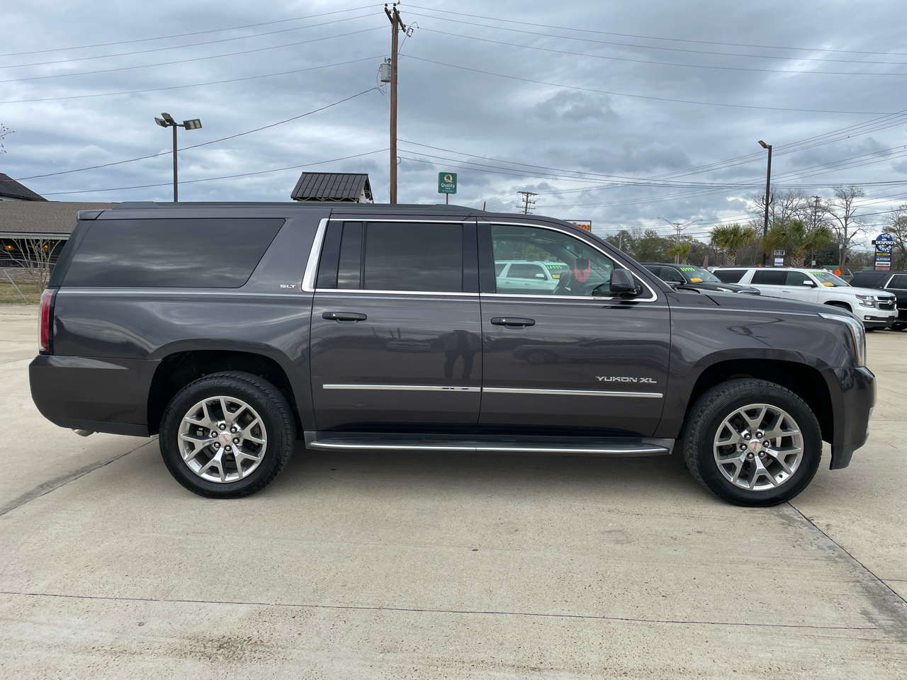 GMC Yukon XL 2WD 4dr SLT 2015