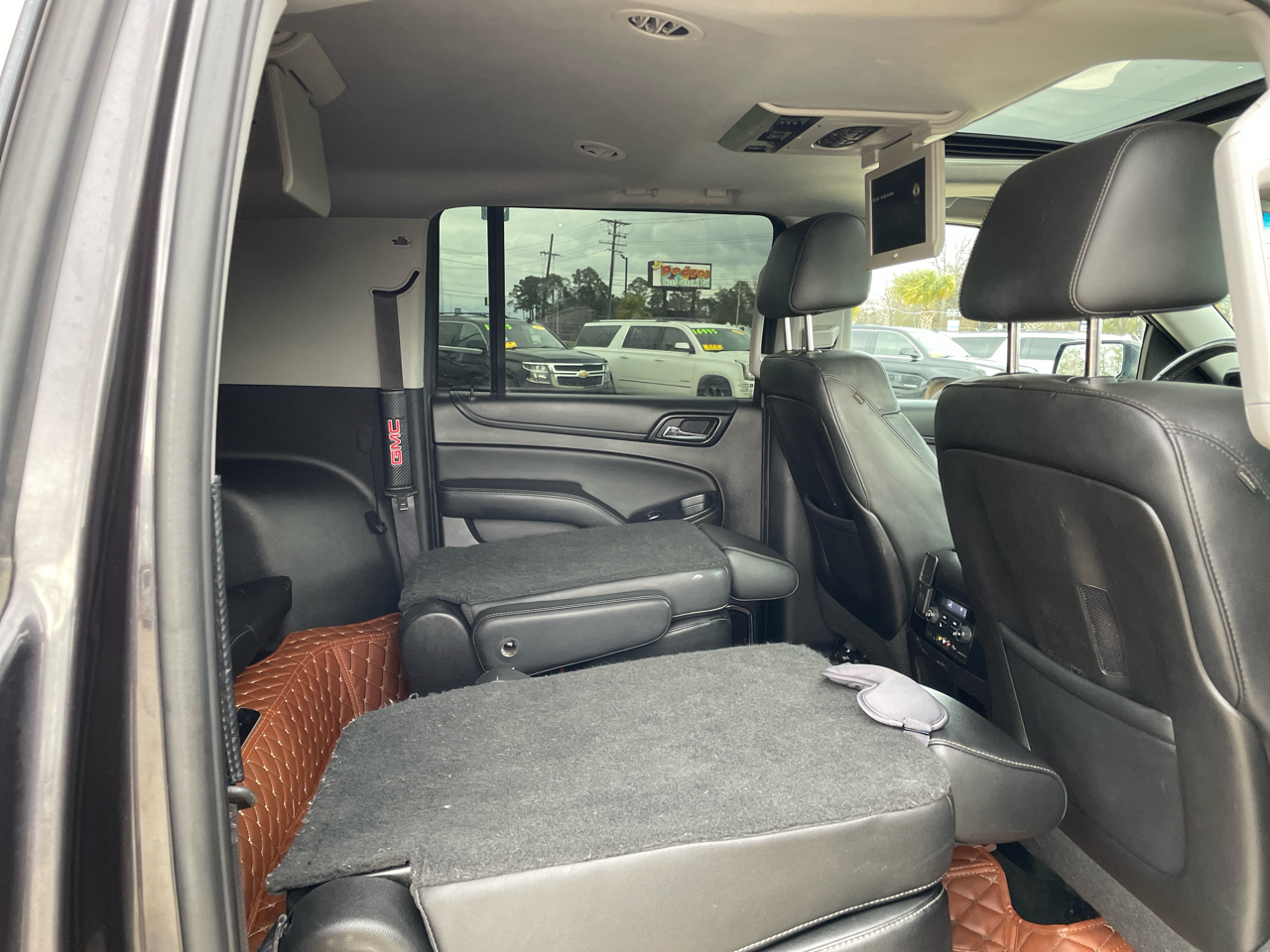 GMC Yukon XL 2WD 4dr SLT 2015