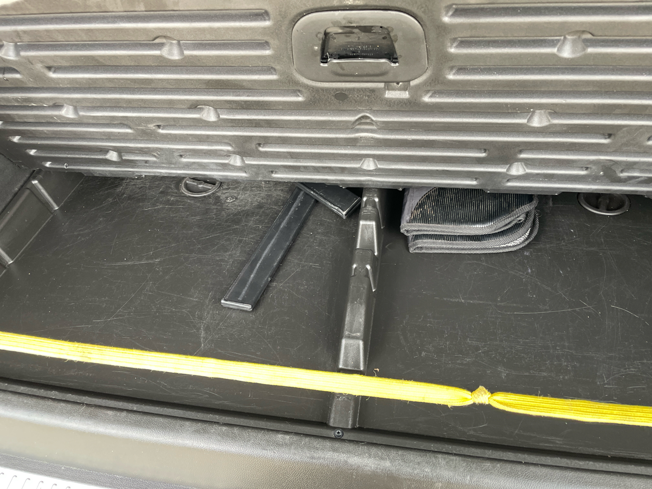 GMC Yukon XL 2WD 4dr SLT 2015