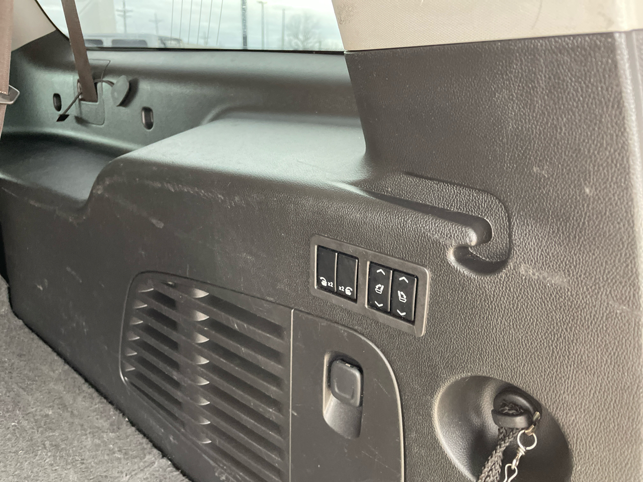 GMC Yukon XL 2WD 4dr SLT 2015