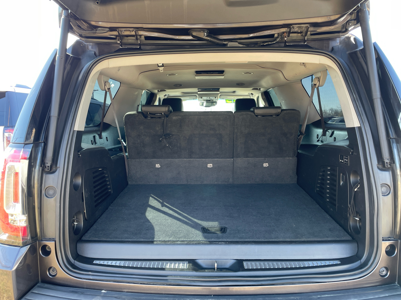 GMC Yukon XL 2WD 4dr SLT 2015