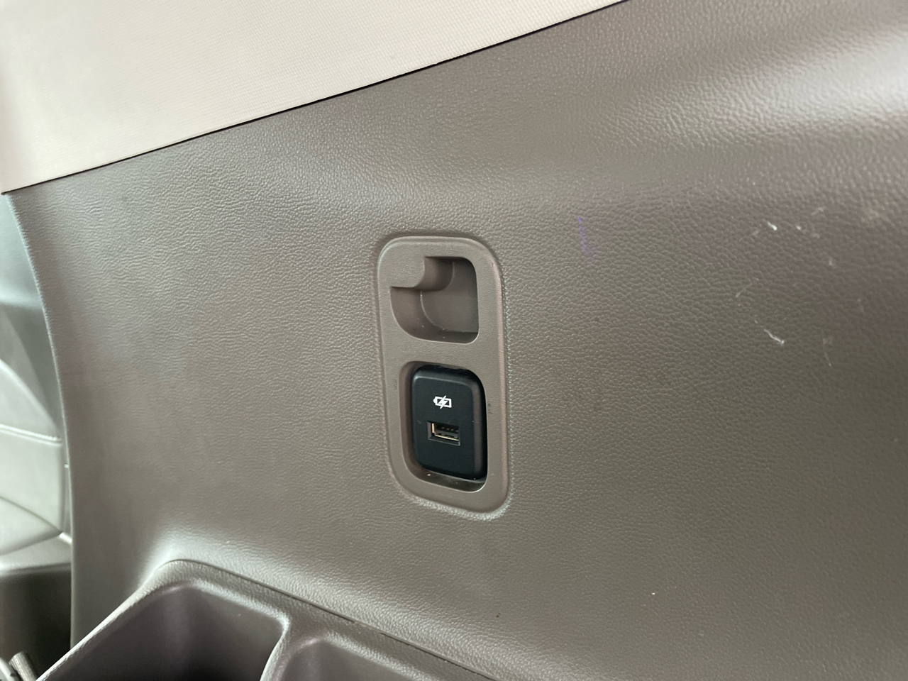 Chevrolet Traverse FWD 4dr LT Leather 2021