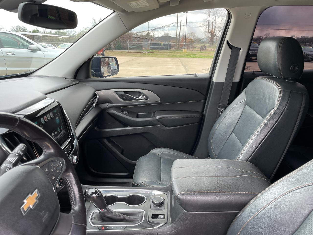 Chevrolet Traverse FWD 4dr LT Cloth w/1LT 2018