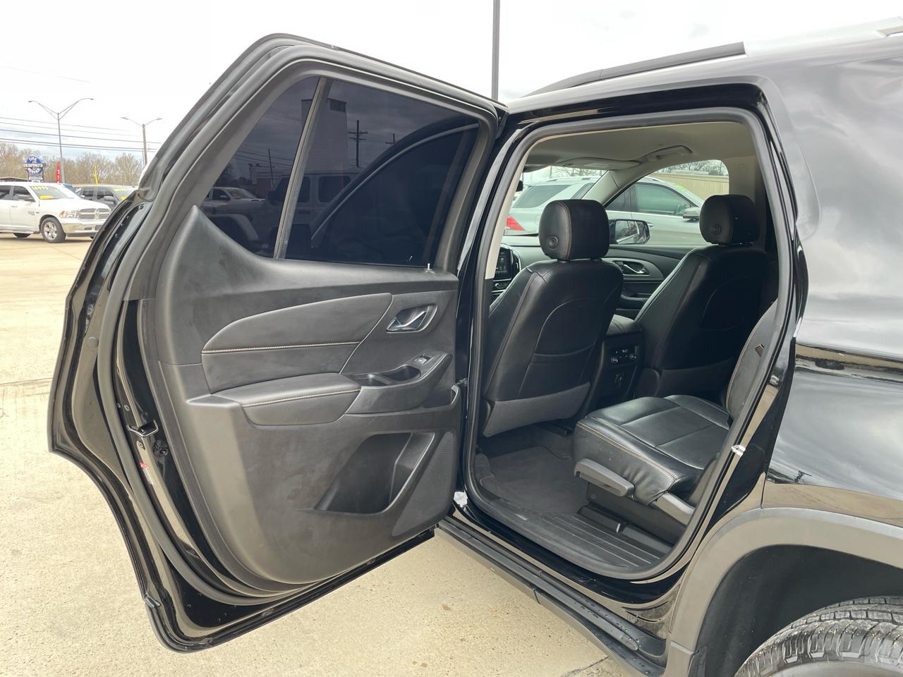Chevrolet Traverse FWD 4dr LT Cloth w/1LT 2018