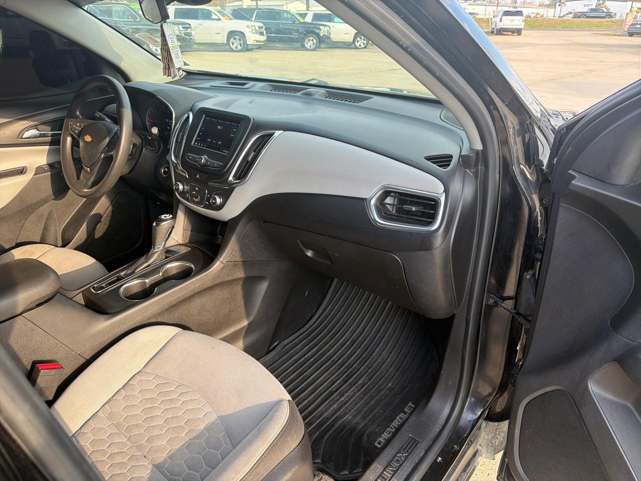 Chevrolet Equinox FWD 4dr LS w/1LS 2020